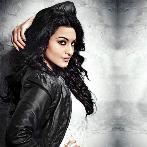 Sonakshi Sinha opens up about being from Bollywood background